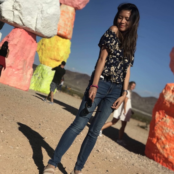 welcome to my closet! 💫🦋💘 - Picture 3 of 4